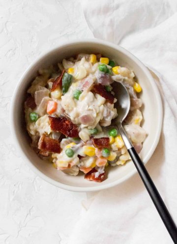 This One Pot Orzo dinner is so creamy and delicious that you can't even tell that it is packed with vegetables! Try this Creamy One Pot Chicken, Vegetable, and Orzo recipe tonight!