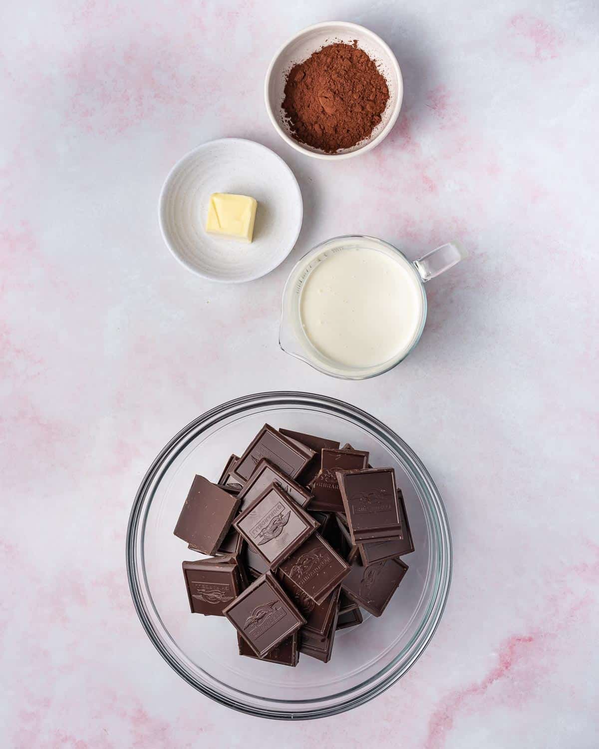 Ingredients needed to make nama chocolate.
