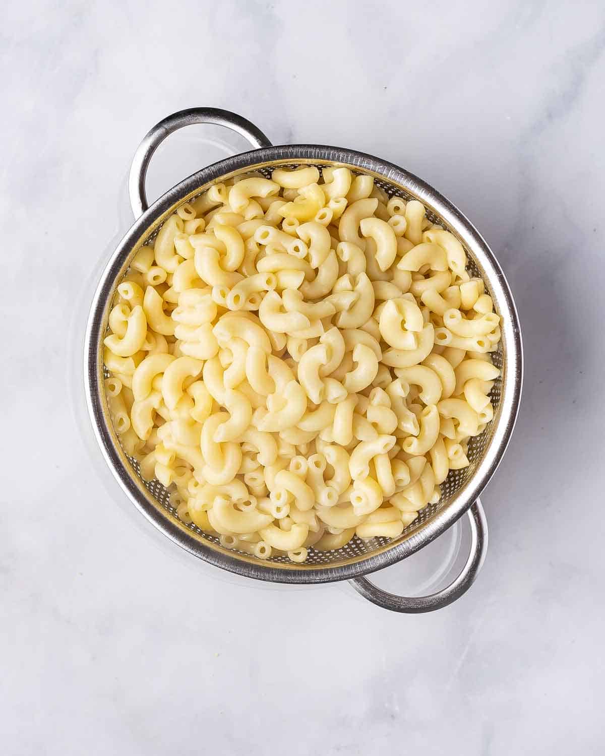 Copycat Panera Broccoli Cheddar Mac and Cheese One Pot Only