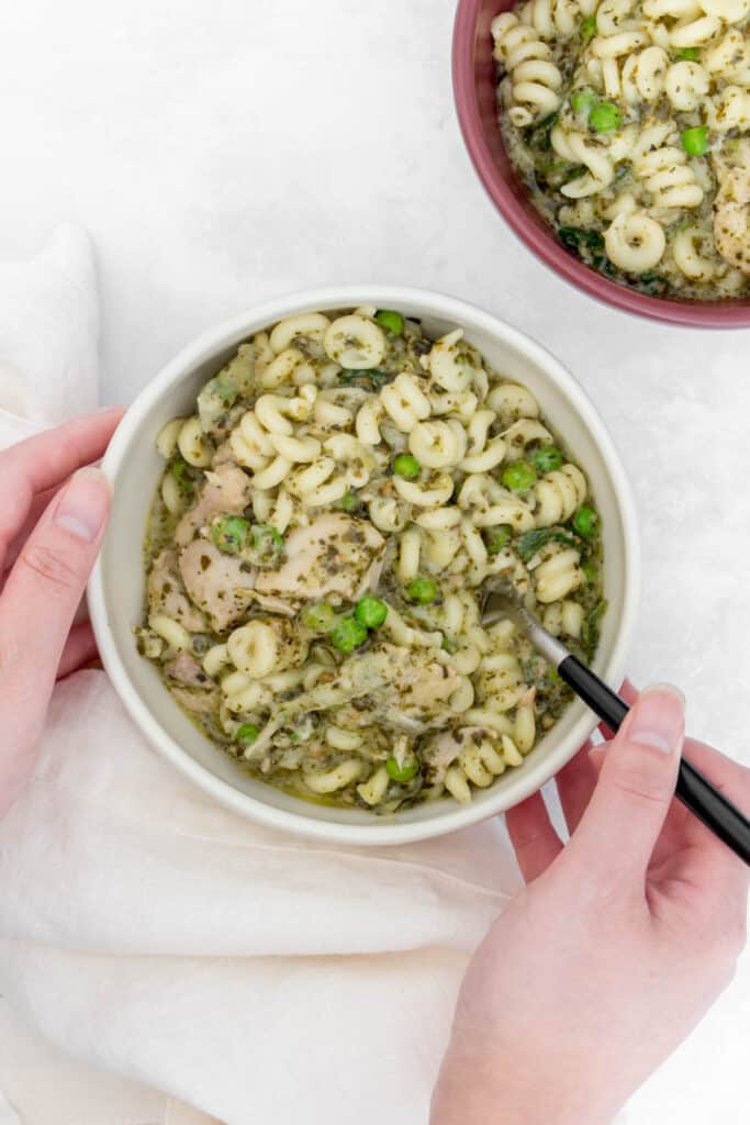 Instant Pot Chicken Pesto Pasta One Pot Only — easy recipes using one pot only!