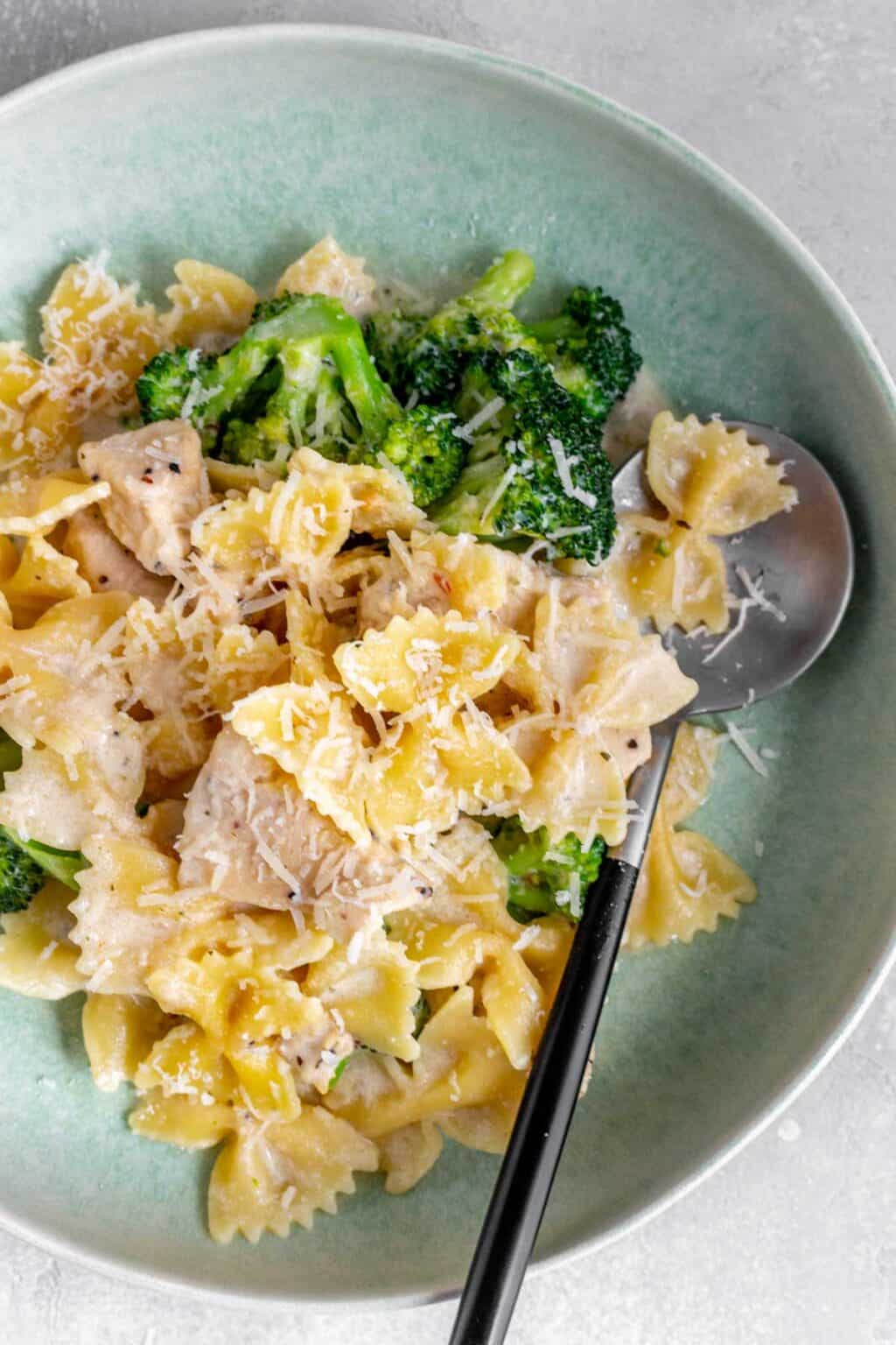 One Pot Chicken Broccoli Alfredo One Pot Only — easy recipes using