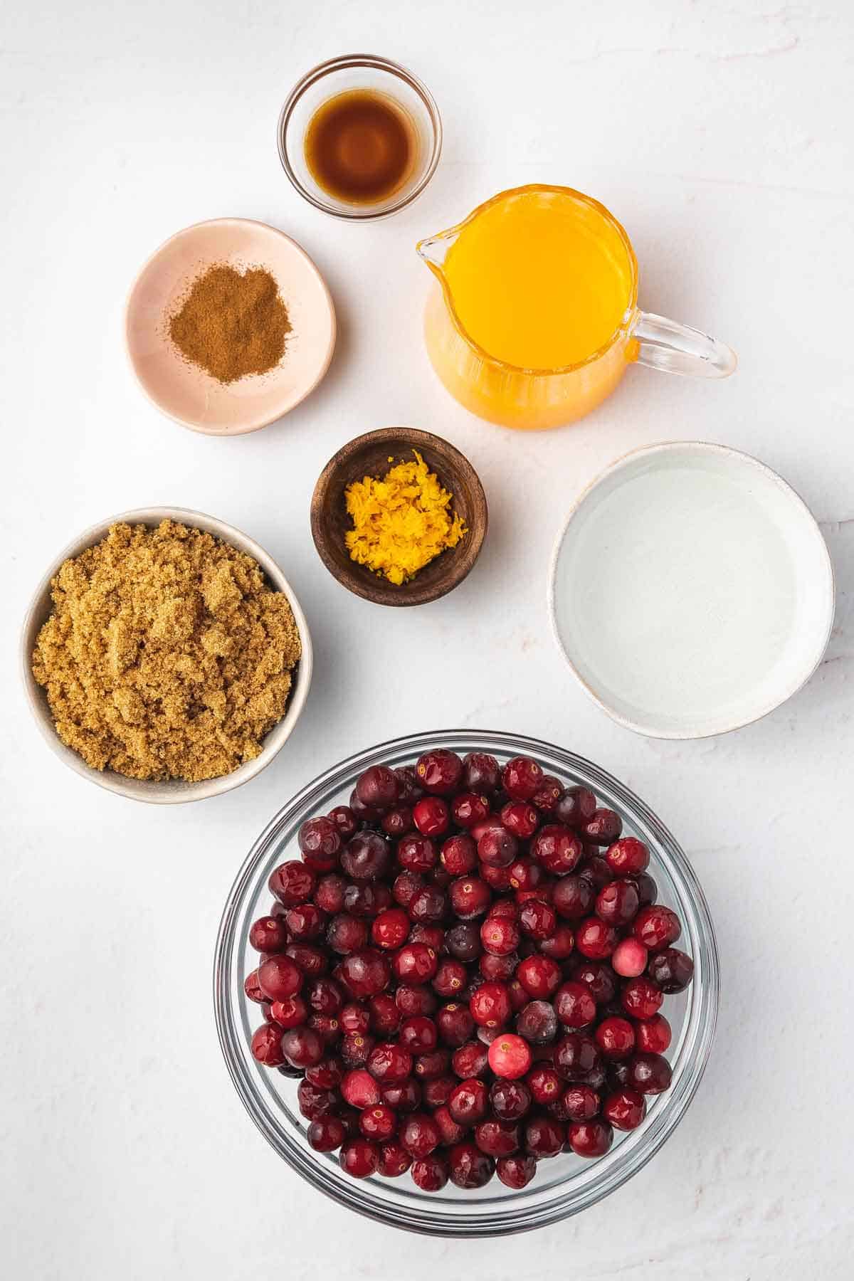 Ingredients needed to make slow cooker cranberry sauce.